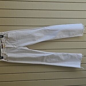 Like New. White, Seven Bootcut Jeans. Size 28. Raw Hem